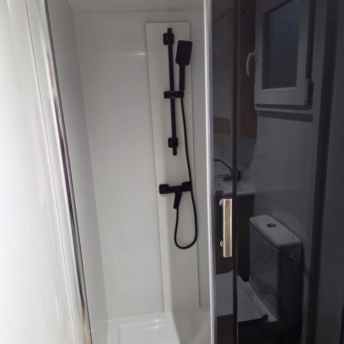 05-bathroom-shower