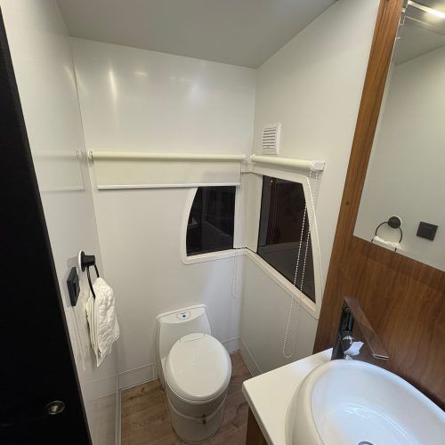 WhatsApp Image 2026-01-26 at 20.01.37v