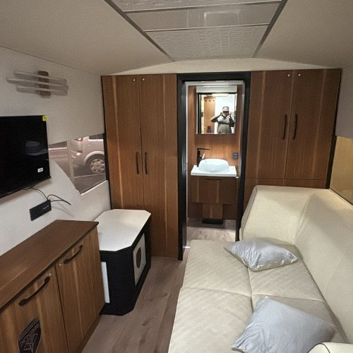 WhatsApp Image 2026-01-26 at 20.01.56q